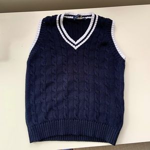 navy sweater vest !